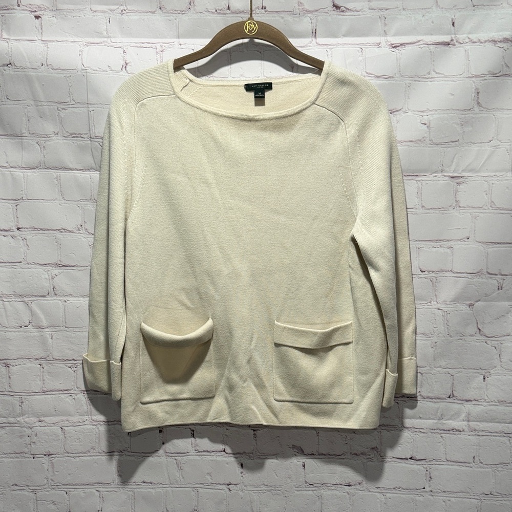 Ann Taylor Cream Women's Crew Neck Knit Sweater 3/4 sleeve w pockets Size Medium